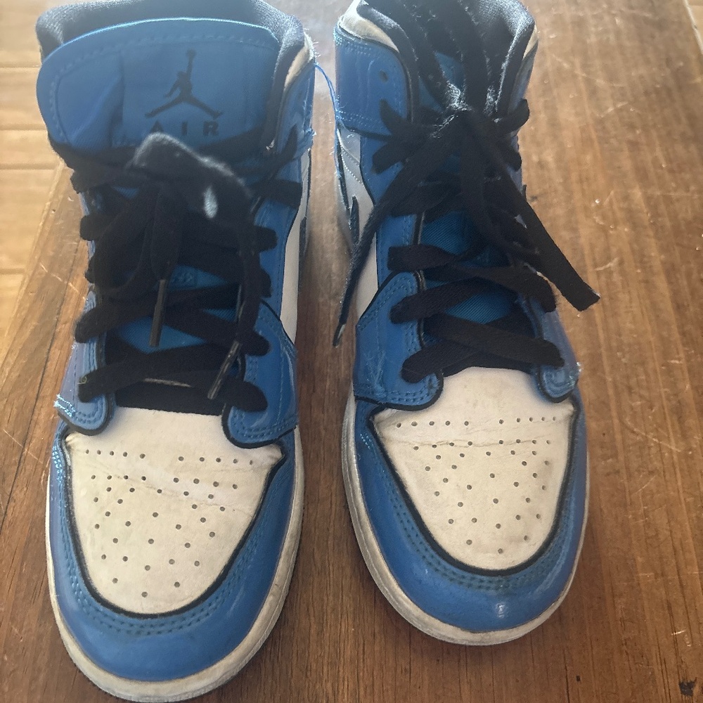 Air Jordan 1 Mid SE GS Size 4y USA Signal Blue BQ6931-402